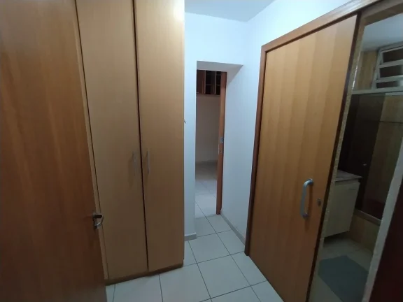 Imagem Apartamento 240M², 4Q, 1 Suíte, 3 Salas, 2 Cozinhas, 2 Banheiros, 1 Vaga, Churrasqueira, Academia, Salão de Festas, Sauna, Bicicletário.