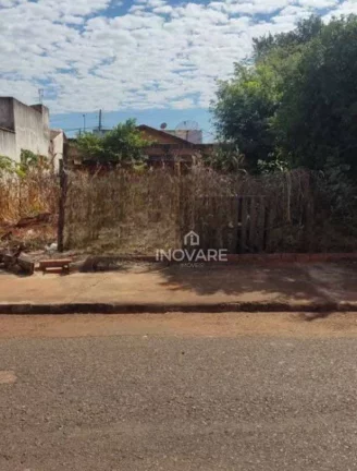 Imagem Terreno à venda, 300 m² por R$ 120.000,00 - Dom Velloso - Itumbiara/GO