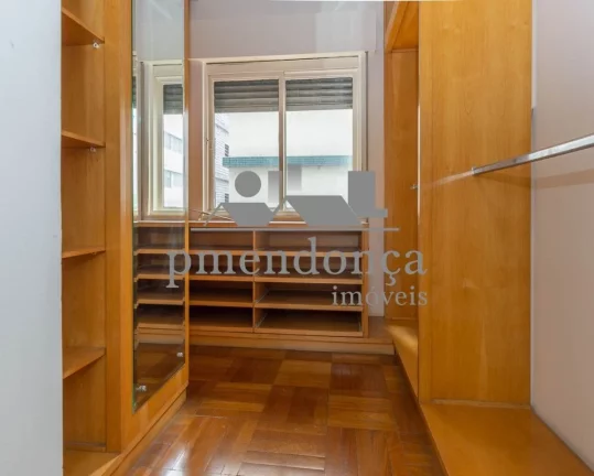 Imagem Apartamento em Higienópolis com 3 quartos (1 suíte) e 1 vaga, 260m²
