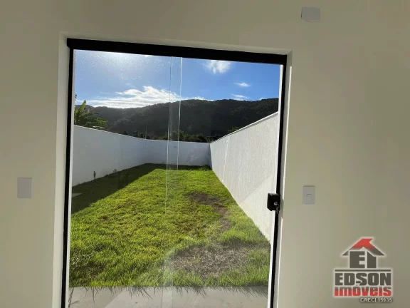 Imagem Casa 3 Quartos, sendo 1 Suíte, Churrasqueira em Itaipuaçu