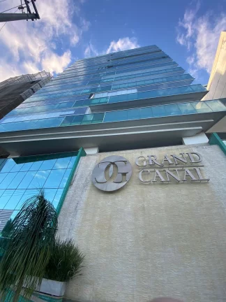 Imagem LUXUOSO APARTAMENTO DE FRENTE PARA O MAR NA PRAIA DA COSTA - VILA VELHA / ES