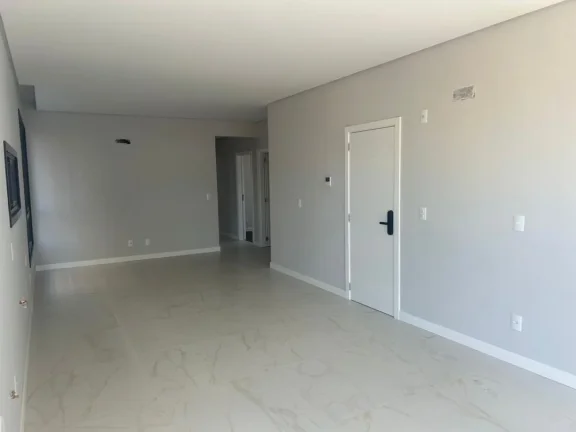Imagem Imóvel à venda em Balneário Piçarras - Apartamento Novo com 3 suítes