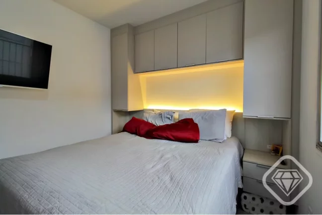 Imagem Apartamento reformado com muito charme na Otto Niemeyer, Zona Sul de Porto Alegre

Brilhante Imóvei...