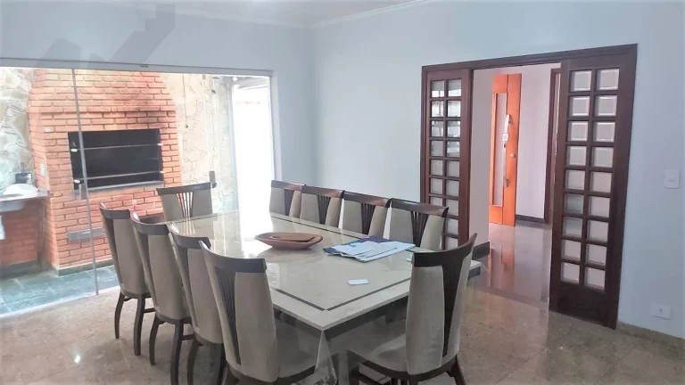 Imagem ESPAÇOSO SOBRADO * 4 DORM. * 3 SUÍTES * VENDA OU LOCAÇÃO