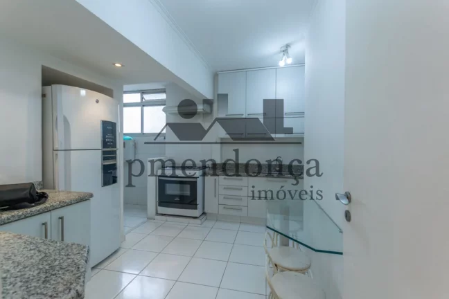 Imagem Apartamento na Rua Caraibas mobiliado com 3 quartos (1 suíte) e 1 vaga, 113m²