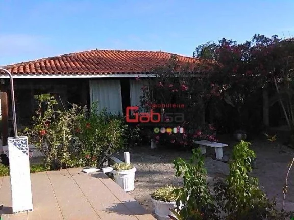 Imagem Casa com 6 dormitórios à venda, 250 m² por R$ 2.500.000,00 - Ferradura - Armação dos Búzios/RJ