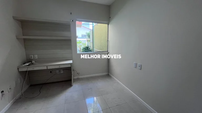 Imagem Casa a venda no Condomínio Ariribá em Balneário Camboriú