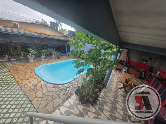 Imagem Casa com Piscina Zona Leste