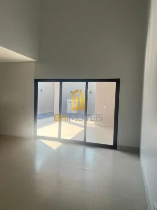 Imagem SO0397

Sobrado com 3 quartos no Jardim América, área total de 208m² área construída de 190,93m...
