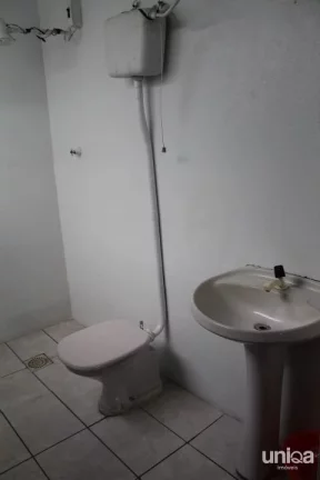 Imagem Galpão/Depósito/Armazém com 6 Quartos à Venda, 700 m² por R$ 1.600.000