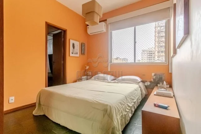 Imagem Botafogo – Rua das Palmeiras | Residencial › Apartamento 3 quarto(s) à Venda