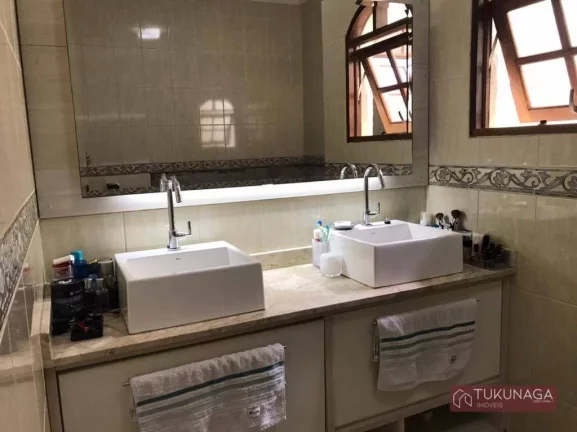 Imagem Sobrado à venda, 188 m² por R$ 740.000,00 - Jardim Ottawa - Guarulhos/SP