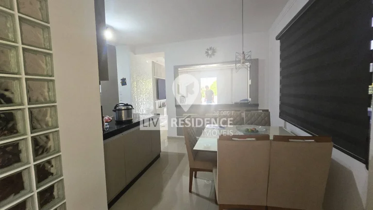 Imagem Linda chácara à venda no bairro Real Park - Área exclusiva de chácaras