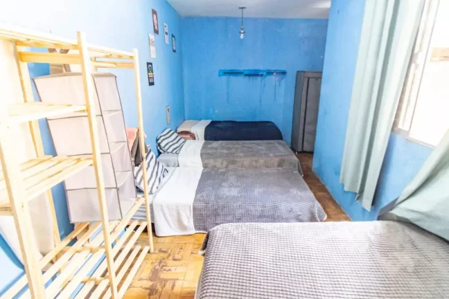 Imagem Casa com 3 Dormitórios à Venda na Vila Diva