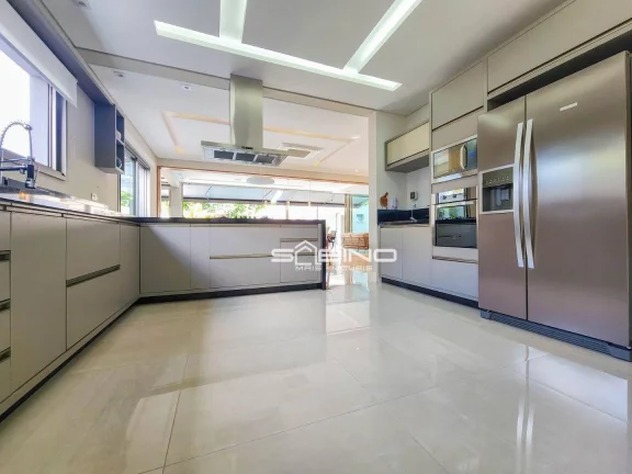 Imagem Belíssima casa no Golf 17 à venda com 5 Dormitórios 5 Suítes 511 m² - Riviera de São Lourenço - Bertioga SP