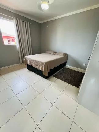 Imagem Casa com 3 dormitórios sendo 1 suíte e 2 vagas de garagem - Adhemar Garcia | Joinville/SC