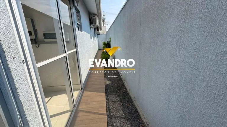 Imagem Casa em Condomínio para Venda em Cuiabá / MT no bairro Jardim Imperial