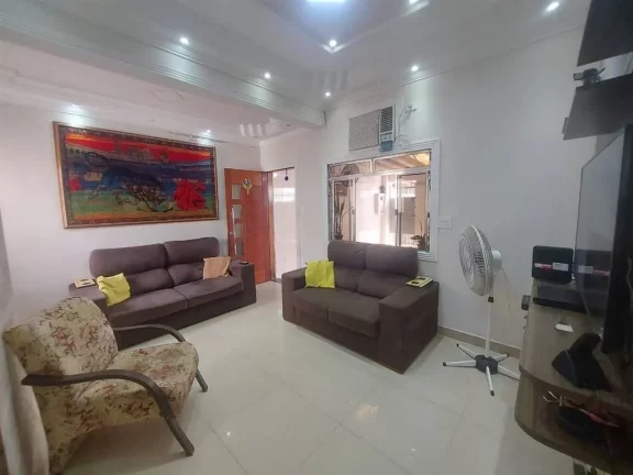 Imagem Casa à Venda em Ocian, Praia Grande - SP