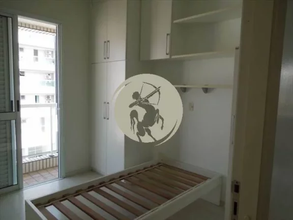 Imagem OPORTUNIDADE GONZAGA COM LAZER. APARTAMENTO NO CORAÇÃO DO GONZAGA , ANDAR ALTO, REPLETO DE ARMARIO...
