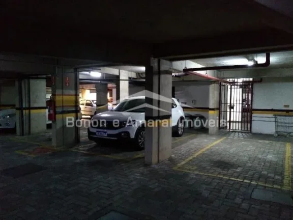 Imagem Localizado no bairro Centro, este apartamento oferece 120 m² de conforto e praticidade, com 2 quart...