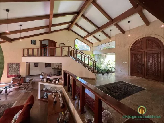 Imagem Linda casa com 5 suítes + apto hóspedes! Cond. Pq Silvino Pereira