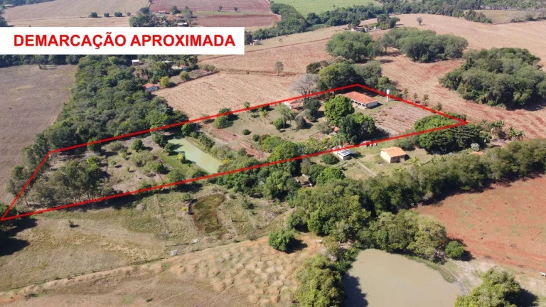 Imagem Chácara com 4 dormitórios à venda, 16100 m² por R$ 850.000,00 - Bairro Guarapó - Tatuí/SP