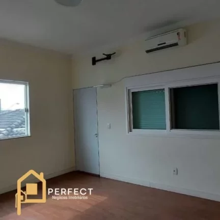 Imagem BELISSIMA CASA DE 4 DORMITORIOS PARA VENDA LOCALIZADO NO BAIRRO JARDIM OASIS EM TAUBATÉ SP