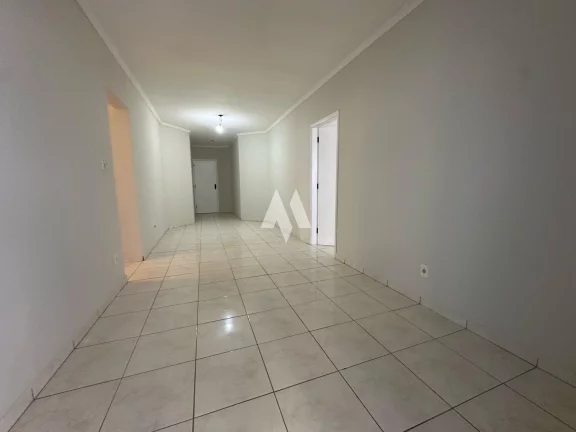 Imagem Vende Apartamento de 2 dormitórios sendo 1 suíte, Dependência Completa, 92 m², Garagem fechada e em Excelente Localização no bairro da Ponta da Praia