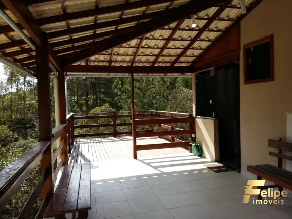 Imagem CASA DUPLEX À VENDA EM SÍTIO FECHADO COM LAZER COMPLETO EM DOMINGOS MARTINS.