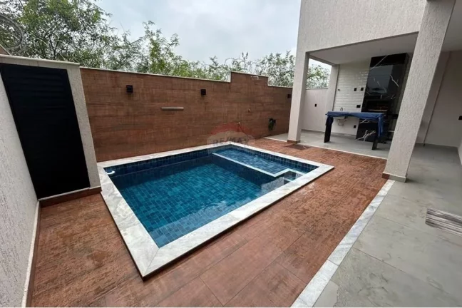 Imagem Casa de luxo em Condomínio Fechado em Vargem Pequena