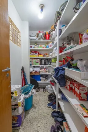 Imagem Sobrado de 421m² à venda no bairro Jardim América - Goiânia/GO