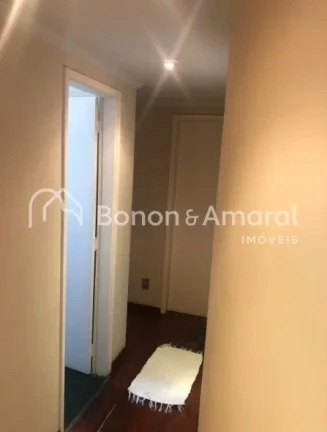 Imagem Localizado em uma das regiões mais valorizadas de Campinas, este triplex no Cambuí oferece o equil...