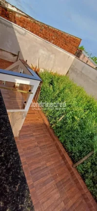 Imagem Casa Ampla à Venda no Jardim Dom Pedro II – 3 Quartos, 1 Suíte, Churrasqueira, Grande Quintal e Espaço para Construção em Terreno de 310m²!