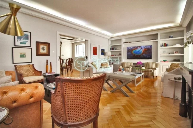 Imagem Excelente apartamento com 230mÂ² em HigienÃ³polis. Amplo living com sacada e janelÃµes, lavabo, 03 Ã...