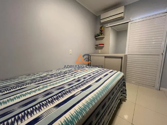 Imagem Sobrado com 3 dormitórios e 2 vagas de garagem localizado no bairro Gravatá em Navegantes