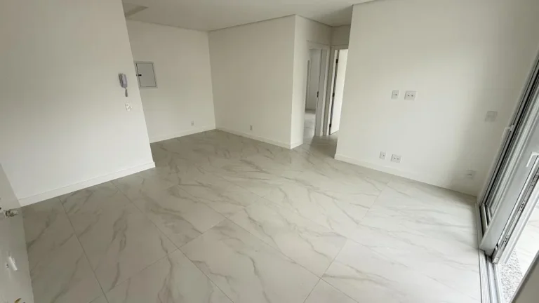 Imagem Apartamento novo de 74 m² com 2 quartos, sendo 1 suíte no bairro Fazenda em Itajaí a venda com Adriano Carpes Imóveis.