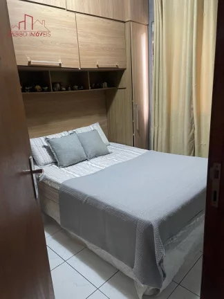 Imagem Oportunidade! Apartamento Reformado - 2 Dorms - 48m² - Horto do Ypê.