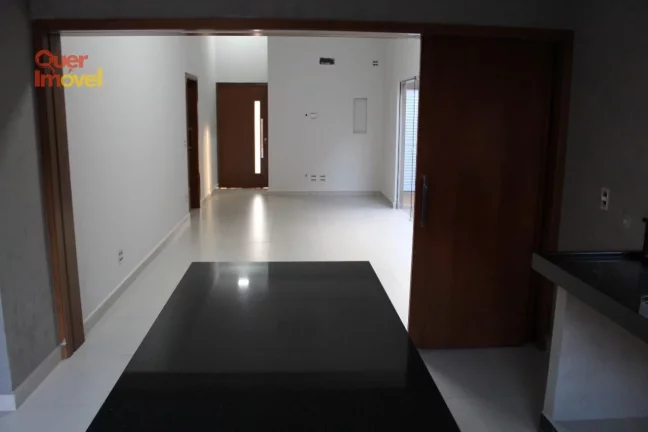 Imagem Casa de Luxo no Condomínio Buona Vita Ribeirão, Terras de Florença - Ribeirão Preto-SP 3 quartos, 3 suítes, 2 salas, 5 banheiros, 4 vagas, 160m² Quer Imóvel.
