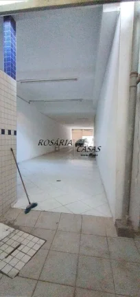 Imagem PINHEIROS- Salão Comercial com 180 m² para locação