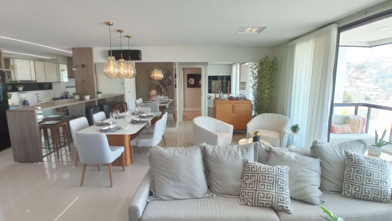 Imagem Apartamento com 3 Dormitórios à Venda, 123 m2 . Pronto para Morar - Agronômica - Florianópolis/SC