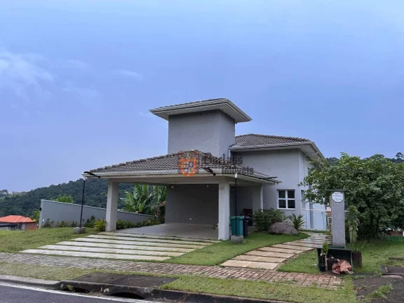 Sobrado com 4 dormitórios à venda, 385 m² por R$ 2.680.000,00 - Condominio Quintas da Boa Vista - Atibaia/SP
