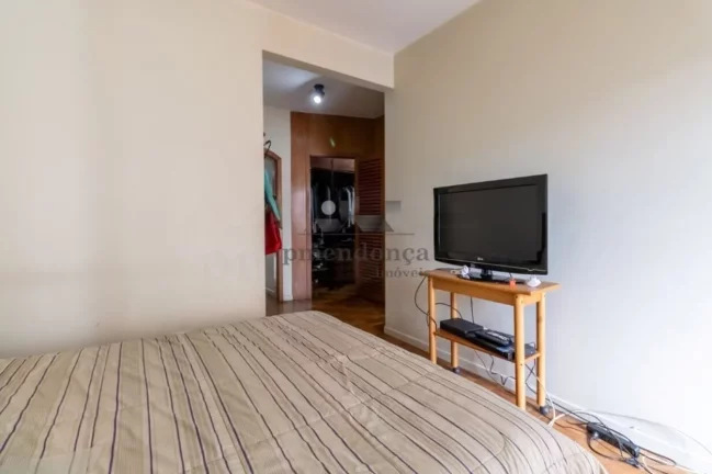 Imagem Apartamento à venda em Higienópolis com 4 suítes e 4 vagas, 246,62m².