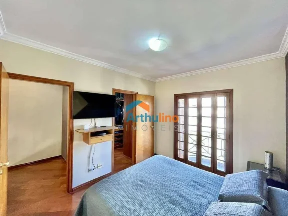 Imagem Casa com 3 dormitórios, 1 suíte, 4 vagas à venda, 318 m² por R$ 1.650.000 - São Paulo II - Cotia/SP