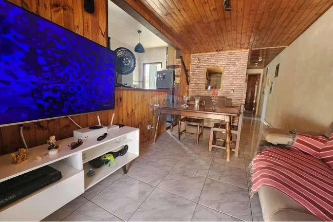 Imagem Casa 2 quartos, uma suíte, amplo quintal, 247m de área, em Itaipuaçu, Maricá - Imperdível!