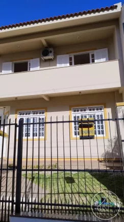 Imagem Ampla casa de 2 pavimentos 4 dormitórios (suíte) no Balneário do Estreito