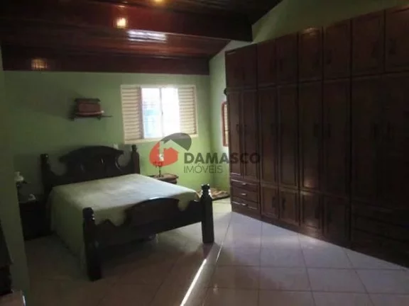 Imagem Sobrado à venda 3 Quartos, 1 Suite, 3 Vagas, 190M², Vila Guiomar, Santo André - SP