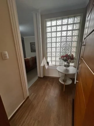 Imagem Casa á venda com 3 dormitórios e 2 suítes - Aparecida em Santos