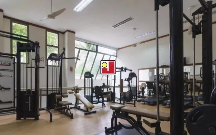 Imagem Vendo 1Q na Praia da Barra, 58m², decorado, 58m², 1 vaga, ônibus, clube, tenis, squash, churrasqueira, skate, sinuca, ginásio, futebol, segurança,pier