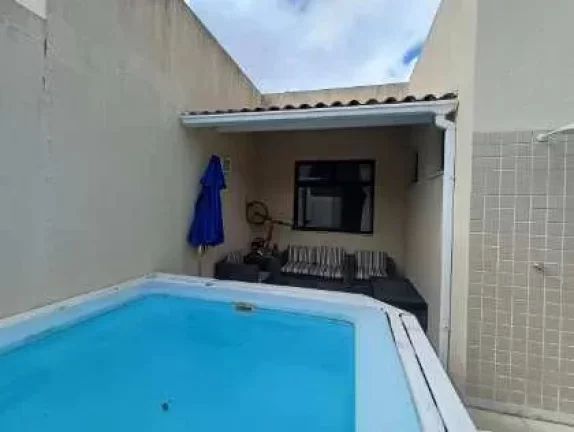 Imagem Cobertura à venda em Niterói, Piratininga, com 4 quartos, 252m2