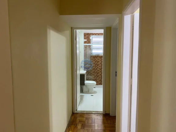 Imagem Apartamento a venda em Santos no Gonzaga quadra da praia.